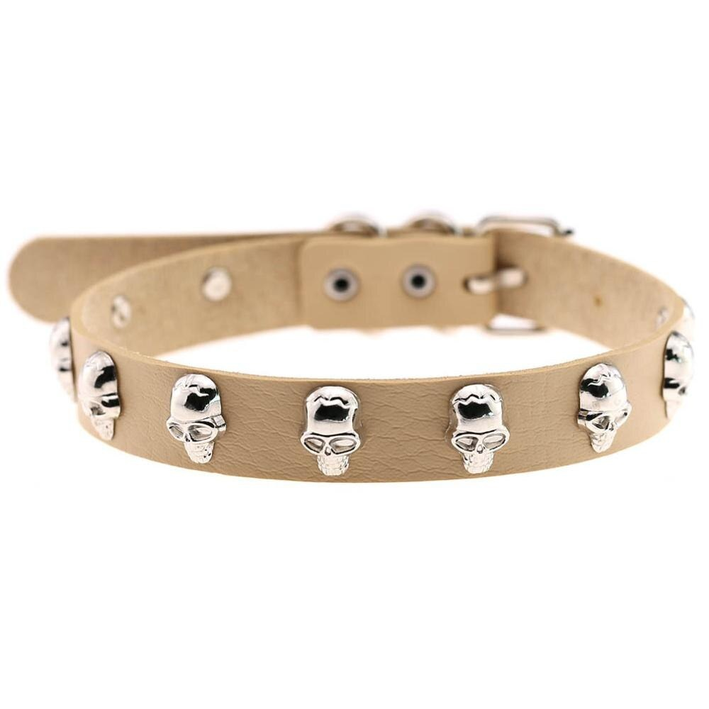 Gothic leather choker collar for women featuring zinc alloy skulls, perfect for alternative fashion outfits.