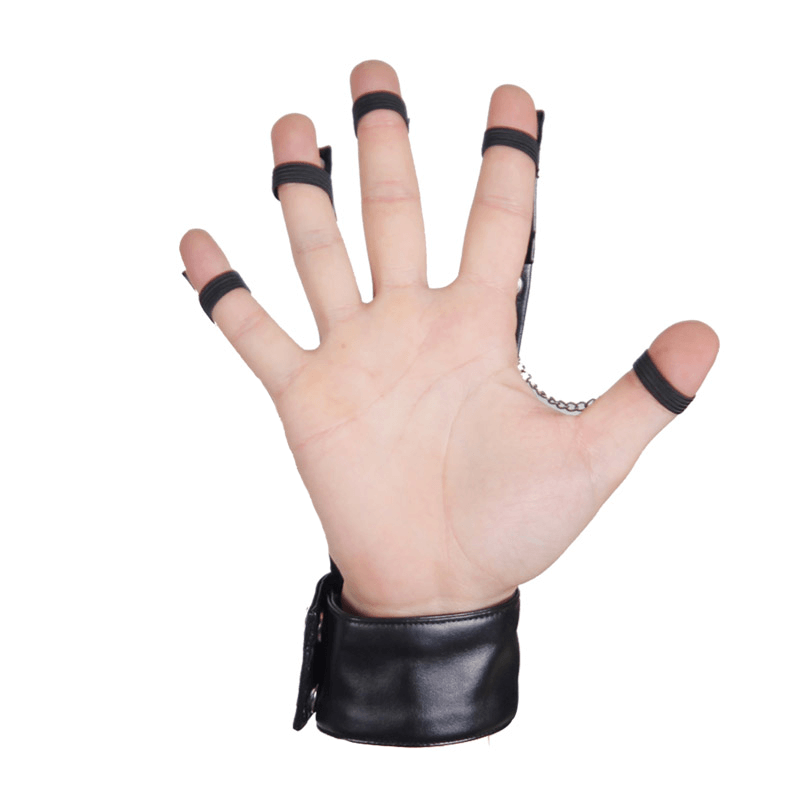 Gothic punk men's faux leather right hand glove with skull embellishments for alternative fashion.