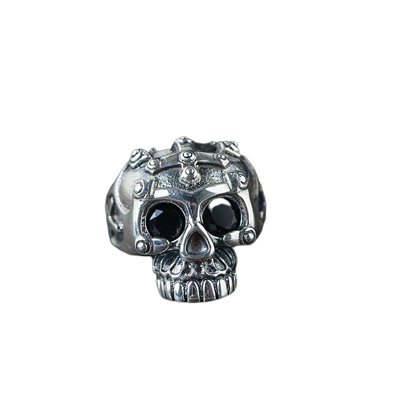 Gothic skull skeleton ring in 925 sterling silver with black gem eyes, perfect for vintage rock style enthusiasts.