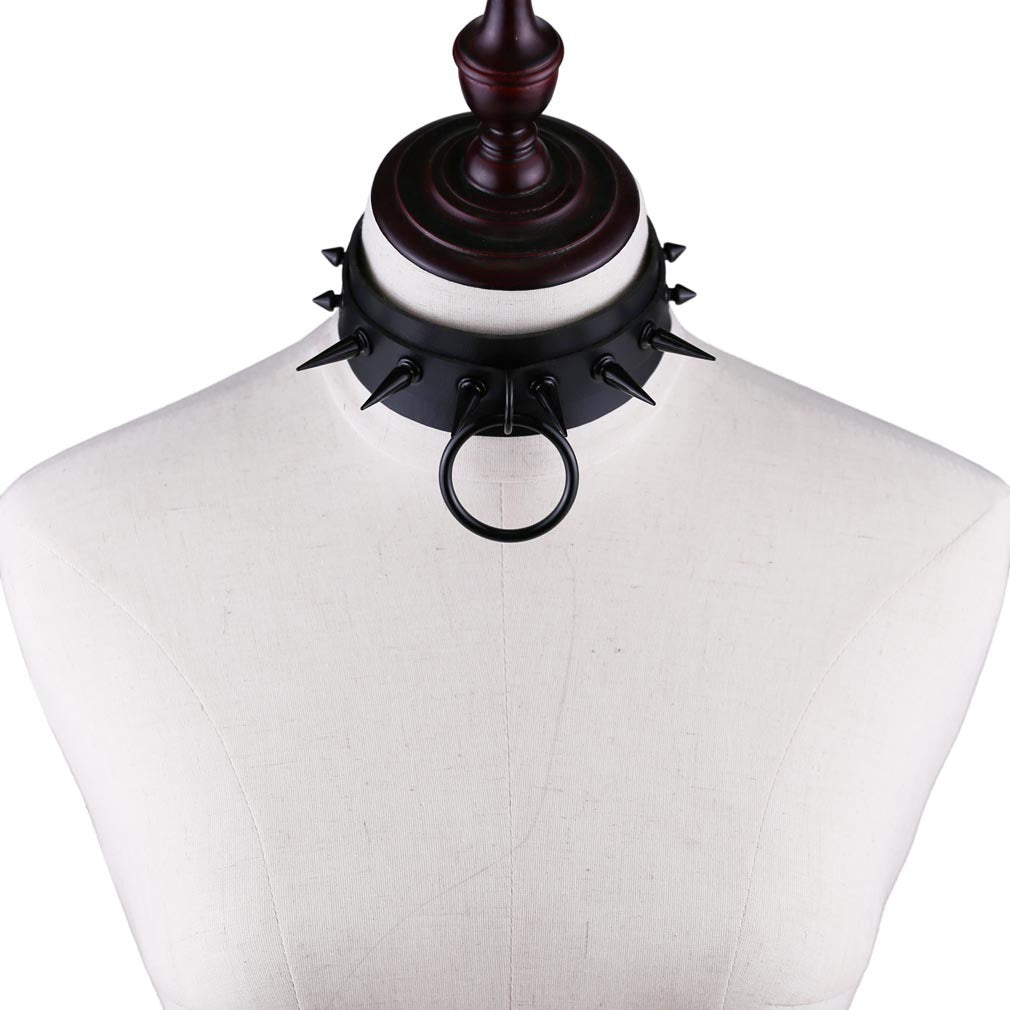 Gothic spiked leather choker with ring, perfect for unisex rave outfits and rock style. Unique and versatile accessory.