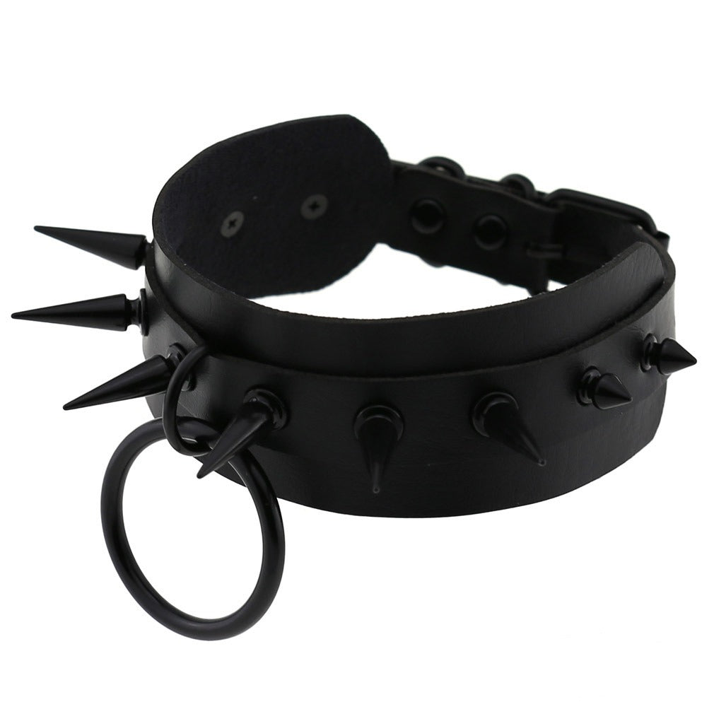 Gothic black leather spiked choker with ring, perfect for unisex rave outfits and rock style.