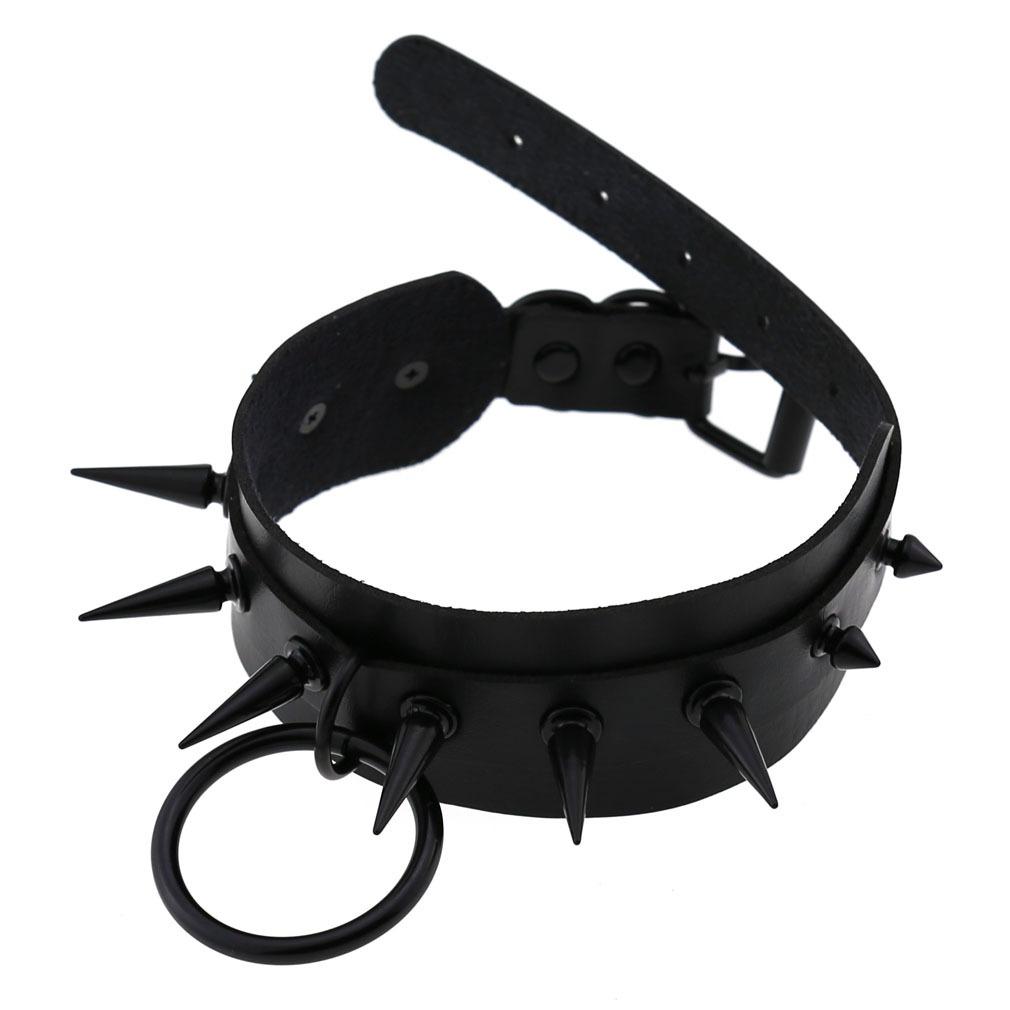 Gothic spiked choker necklace in black leather with ring, perfect for unisex rock and rave outfits.