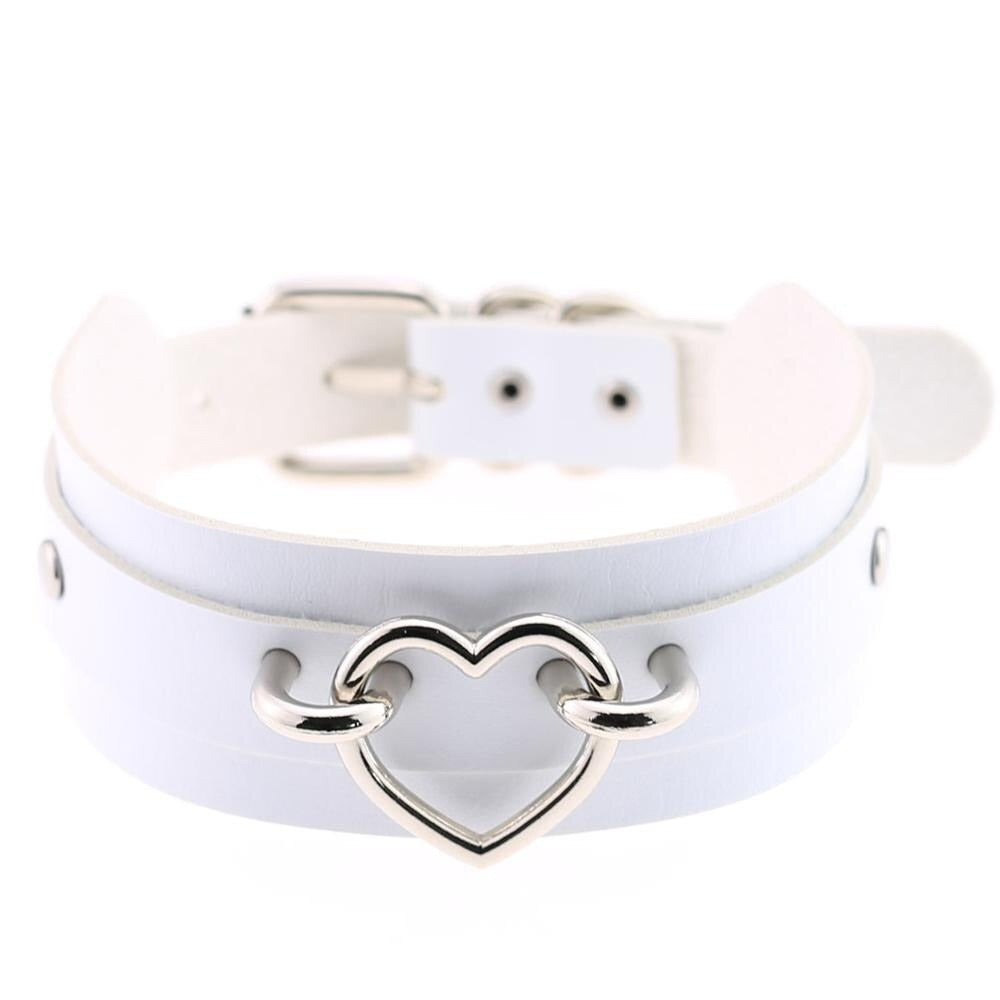 Gothic style white heart choker necklace, featuring a reliable clasp, perfect for witch outfits and edgy fashion.
