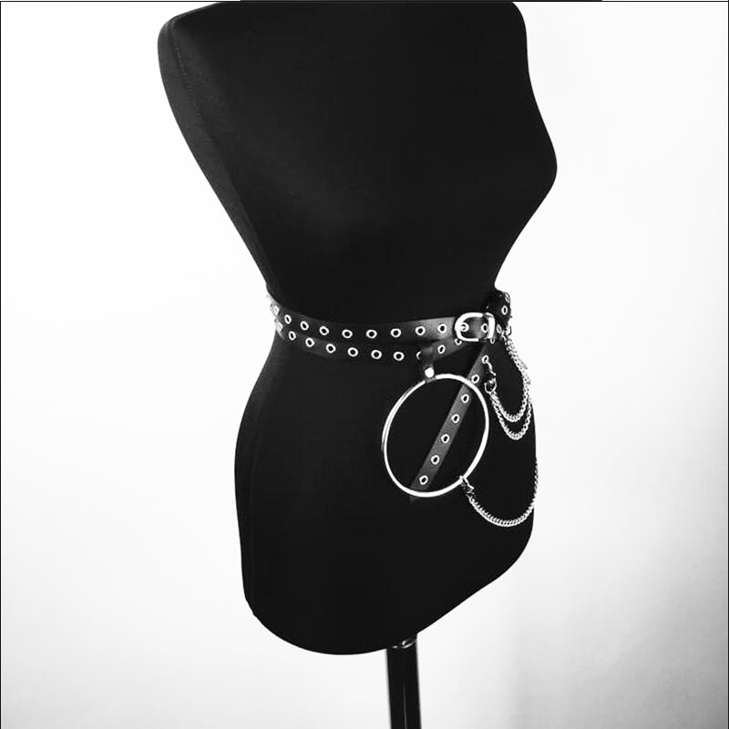 Gothic style metal chain belt for women, featuring PU leather with adjustable fit and eye-catching metal elements.