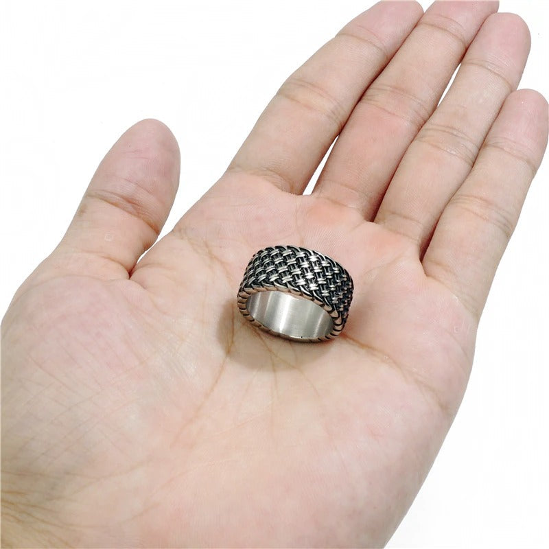 Gothic Style Stainless Steel Interwoven Ring / Men's And Women's Vintage Finger Jewelry - HARD'N'HEAVY