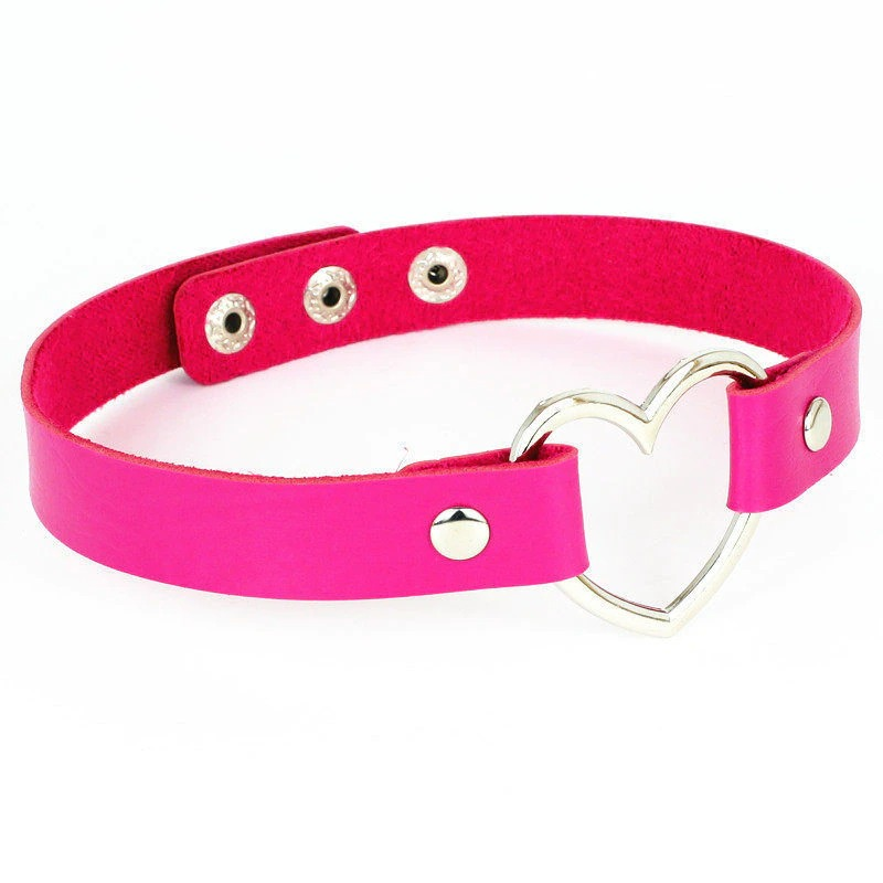 Handmade pink PU leather heart choker necklace, perfect for gothic and punk fashion lovers.