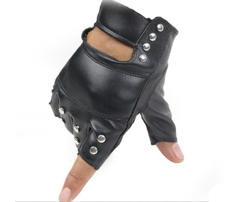 Stylish half-finger black PU leather gloves with metal rivets for fitness and cycling.