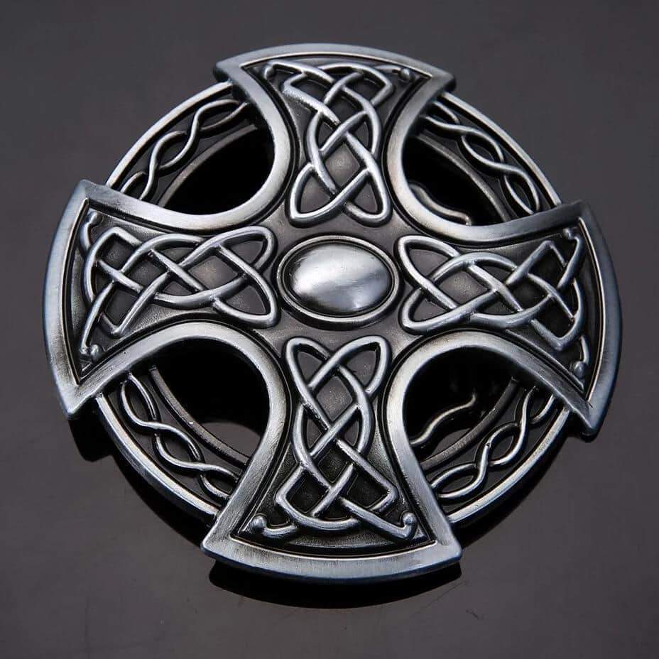 Celtic cross belt buckle with intricate knot design, perfect for alternative fashion and stylish outfits.