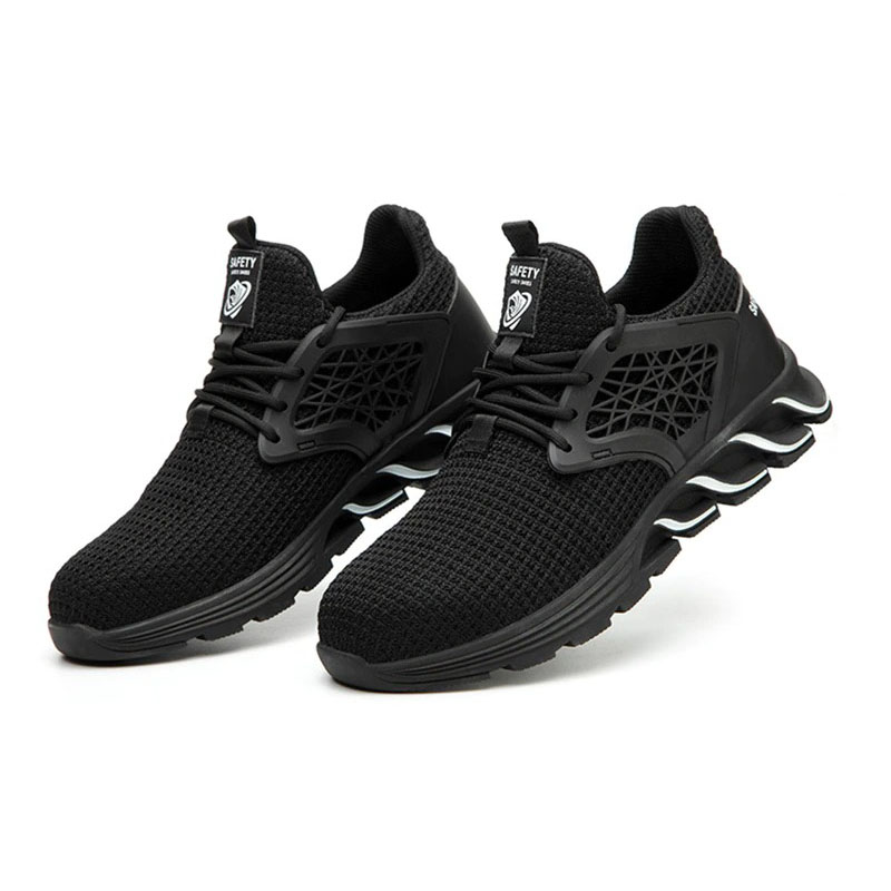 Men's breathable black work safety sneakers with stylish design and comfortable mesh material.