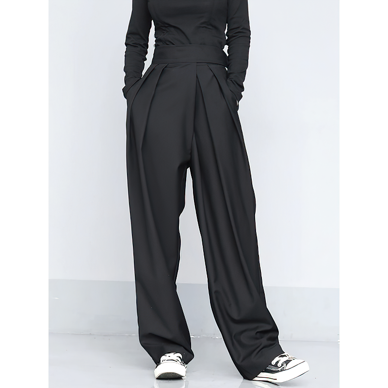High waist black pleated women's pants, perfect for gothic and alternative fashion, featuring stylish pockets.