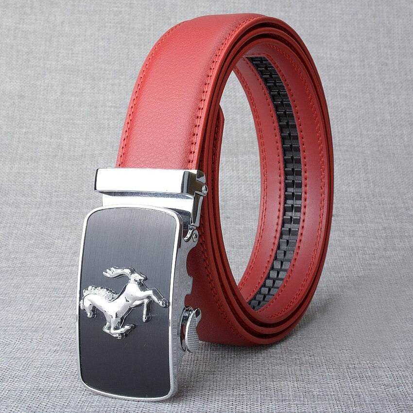 Horse designed automatic buckle belt in red genuine leather with a silver buckle, perfect for men's fashion.