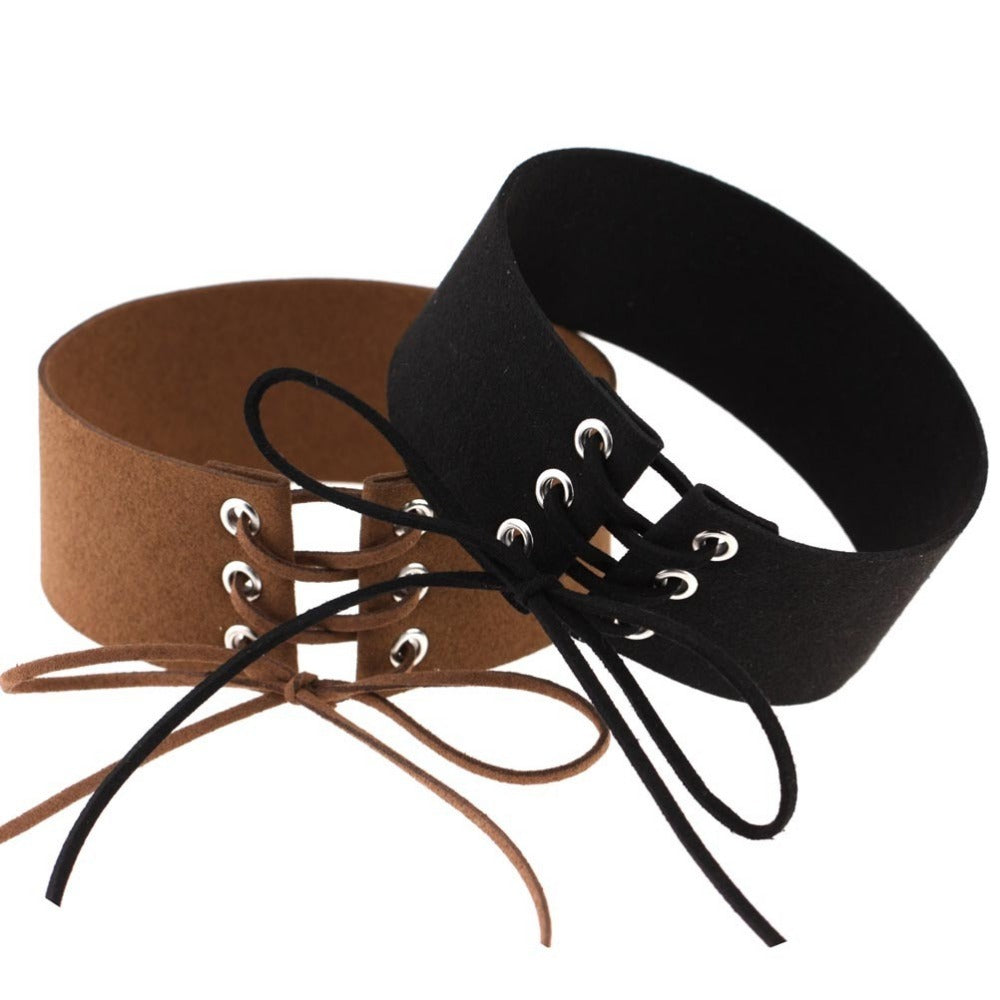 Lace-up velvet choker in brown and black, perfect chunky gothic accessory for any outfit.