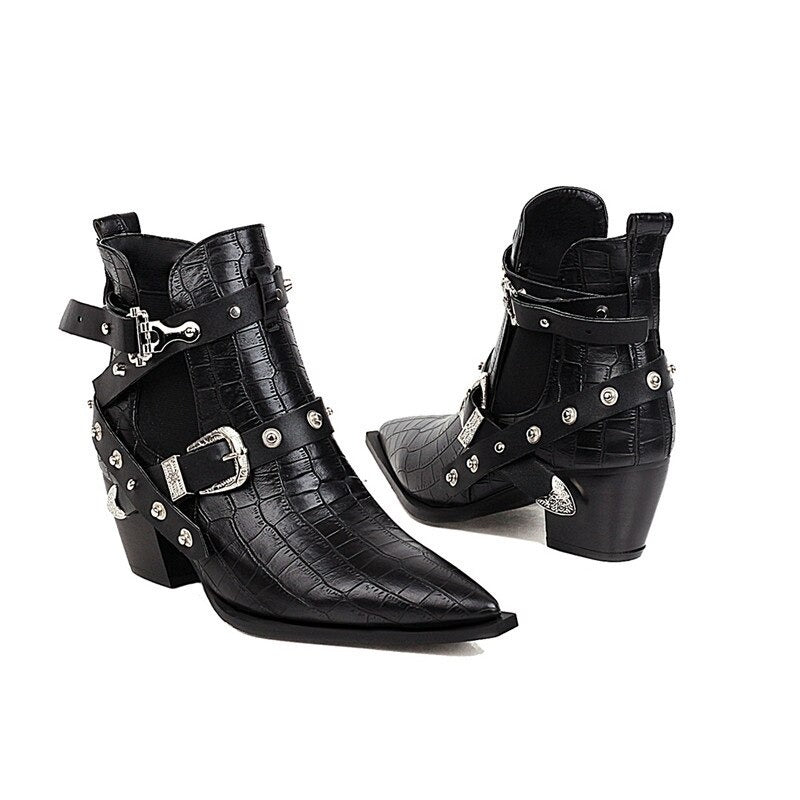 Ladies Chunky High-Heels Ankle Boots Pointed Toe / Boots for Women with Buckles and Rivets - HARD'N'HEAVY