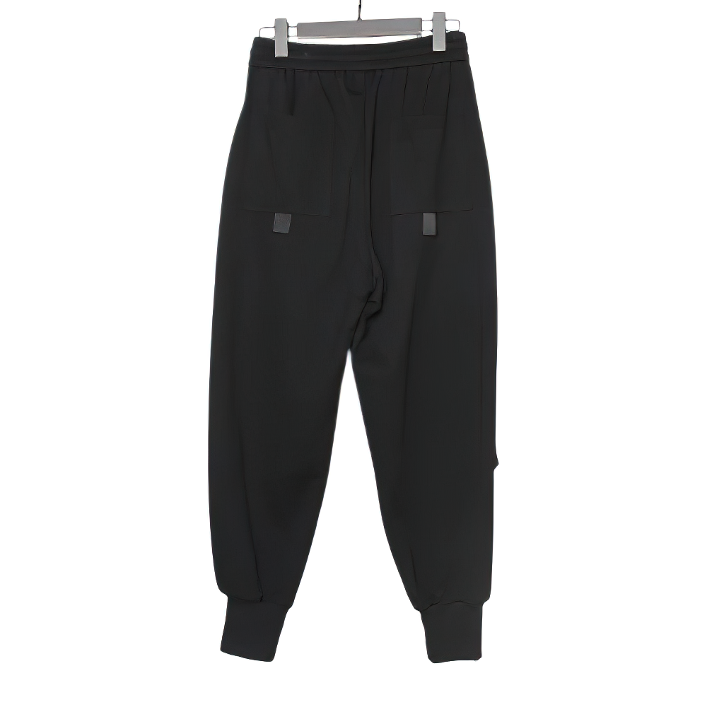 Men's black multi-pocket trousers with elastic waist, perfect for casual everyday wear.