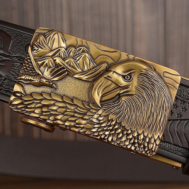 Luxury men's leather belt with detailed eagle print buckle, a fashionable accessory for stylish appearances.