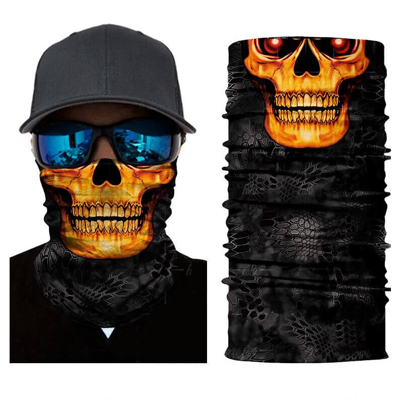 Colorful skull balaclava scarf with a striking design, ideal for bikers and alternative fashion enthusiasts.
