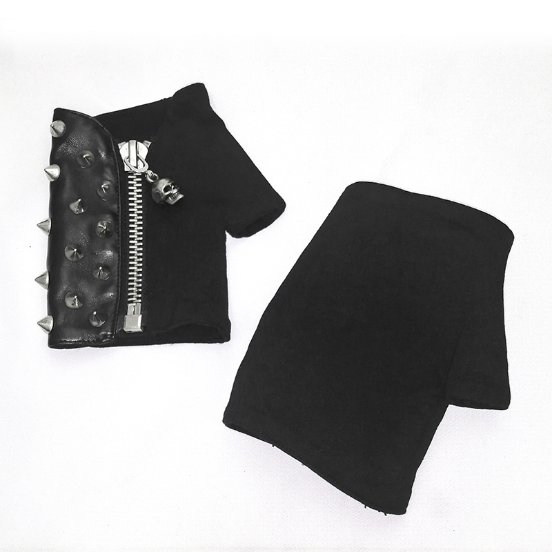 Men's black fingerless punk gloves with metal spikes and zipper detail, stylish accessory for motorcycle lovers.