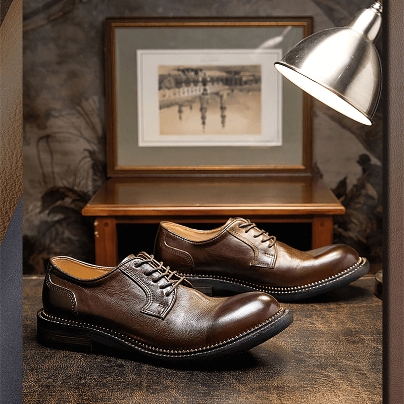 Elegant retro leather oxford shoes for men showcased in a classic setting, perfect for casual and formal wear.