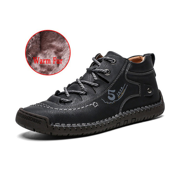 Men's ankle boots in black leather with warm plush lining, perfect for winter fashion and comfort.