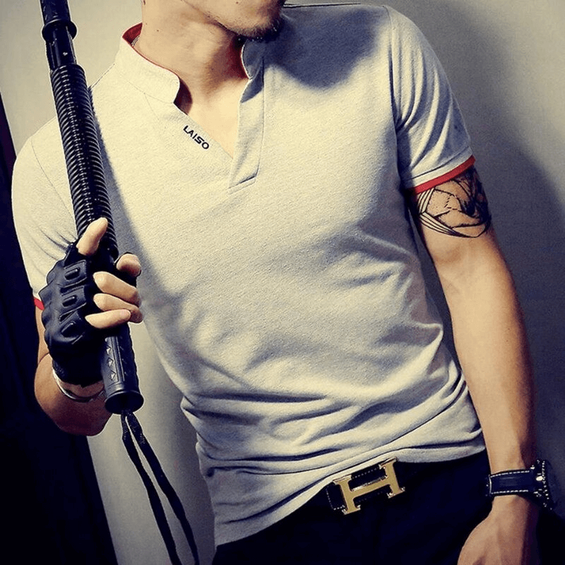 Men's cotton polo shirt in gray with stylish cut, perfect for casual outfits and trendy fashion.