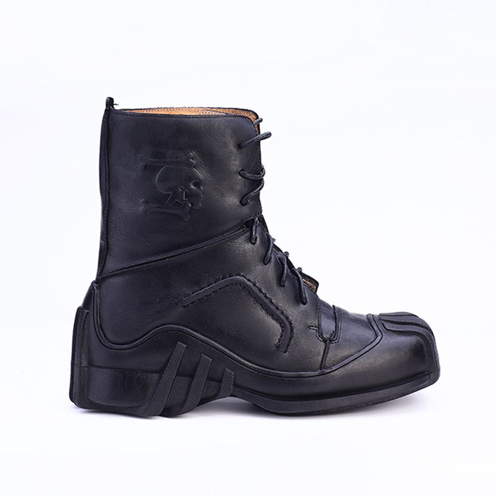 Men's black genuine leather lace-up ankle boots with skull print, perfect for motorcycle riding and stylish adventures.