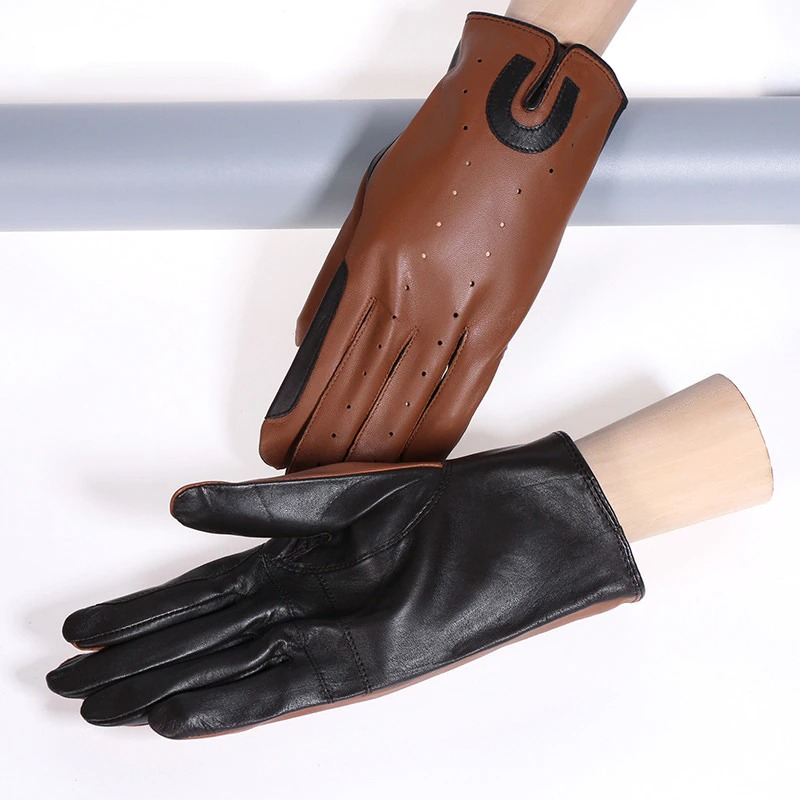 Stylish men's sheepskin gloves in brown and black, perfect for horse riding and breathable comfort.