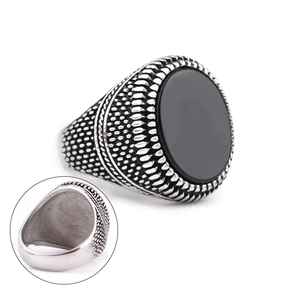 Men's vintage silver plated ring with black stone, crafted from 316L stainless steel, stylish and hypoallergenic.