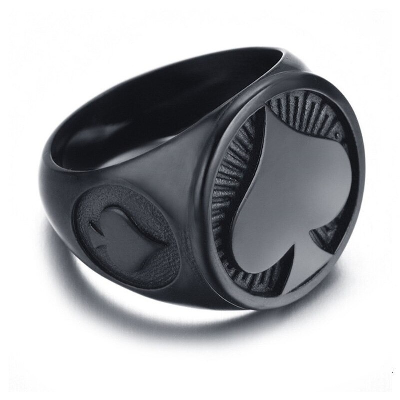 Men's vintage rock style stainless steel ring featuring spade design, perfect for bold fashion statements.