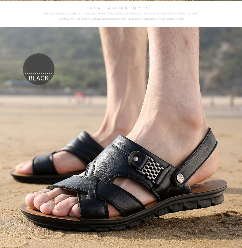 Men's black leather sandals, perfect for summer beach outings with a stylish and breathable design.