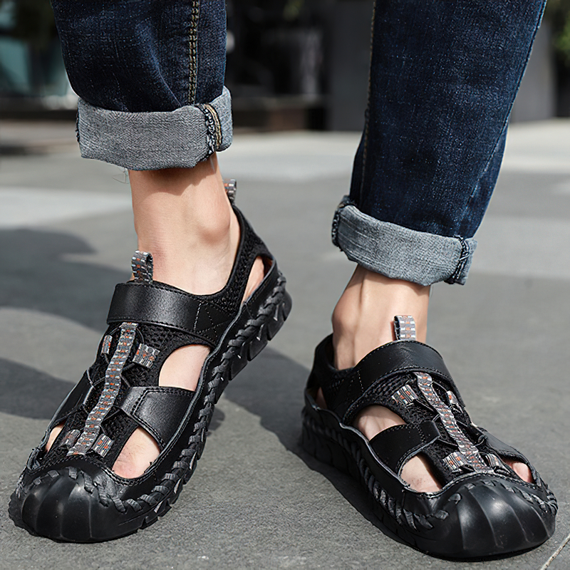 Men's summer leather sandals with non-slip outsole, perfect for casual wear on warm days.