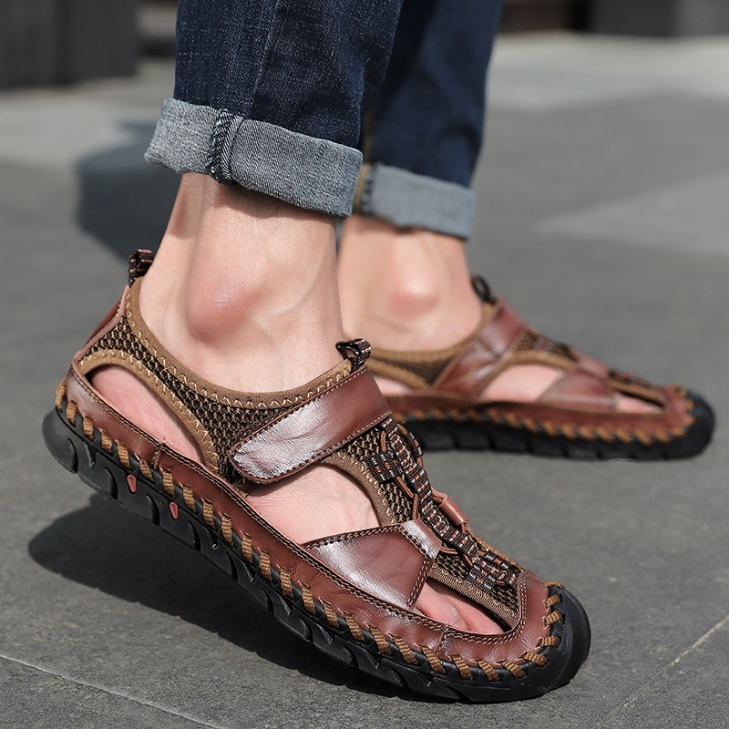 Men's summer leather sandals with non-slip outsole, perfect for casual wear and warm days.