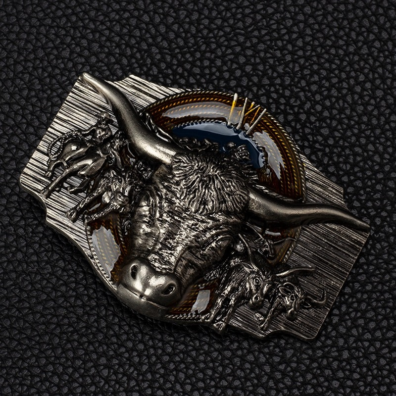 Cool bull head buckle for men's vintage leather belt, showcasing detailed craftsmanship and retro style.