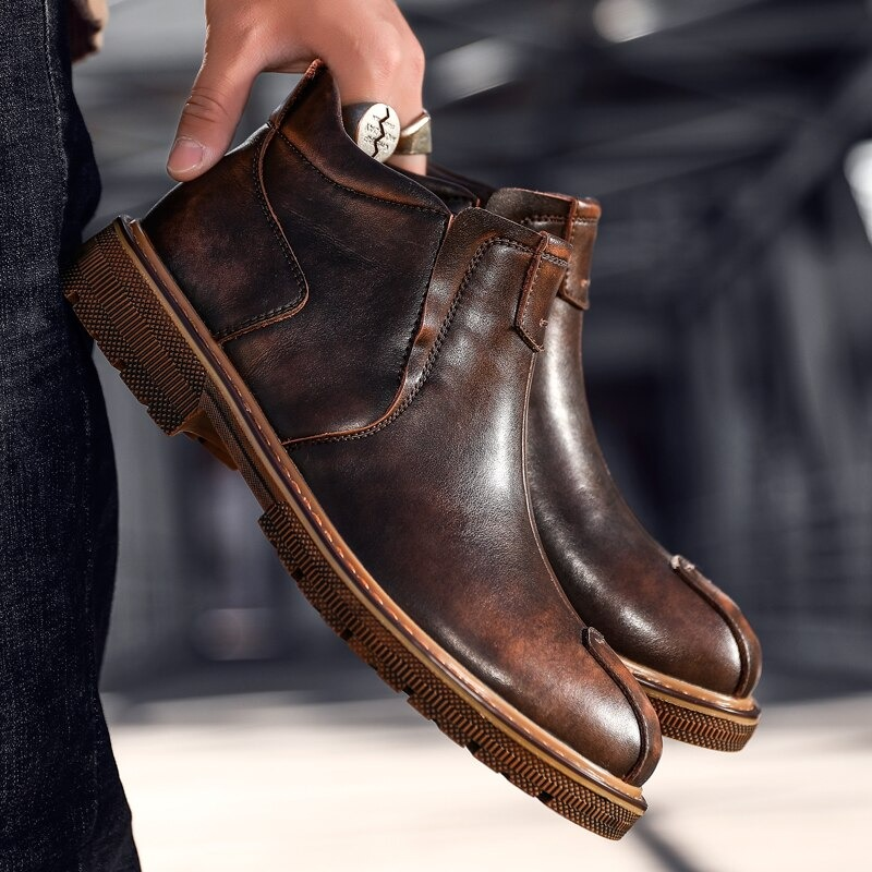 Men's warm ankle boots in brown genuine leather, casual stylish design for everyday wear.