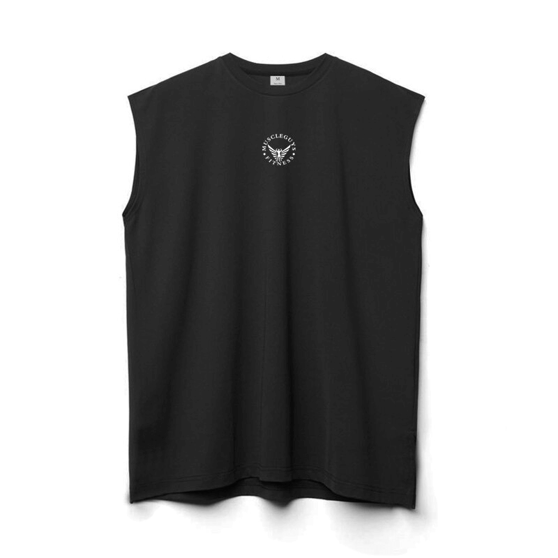 Men's black sleeveless mesh tank top, perfect for fitness workouts and bodybuilding, featuring a modern design and comfortable fabric.