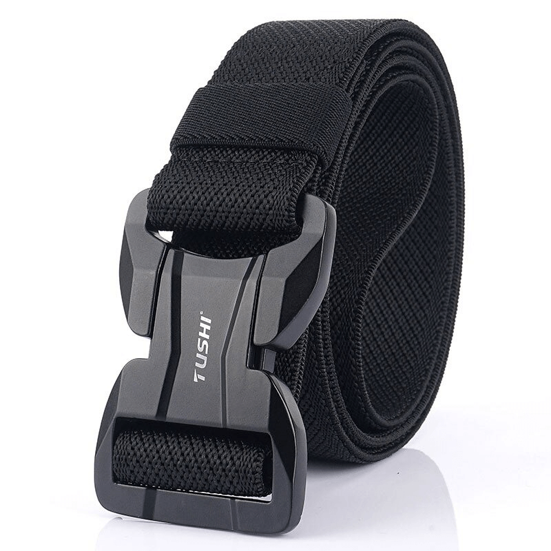 Men's black elastic belt with magnetic buckle for casual wear and quick release.