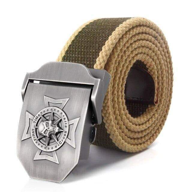 Waistband skull cross metal belt buckle in military tactical style, perfect for casual outfits and available in various colors.