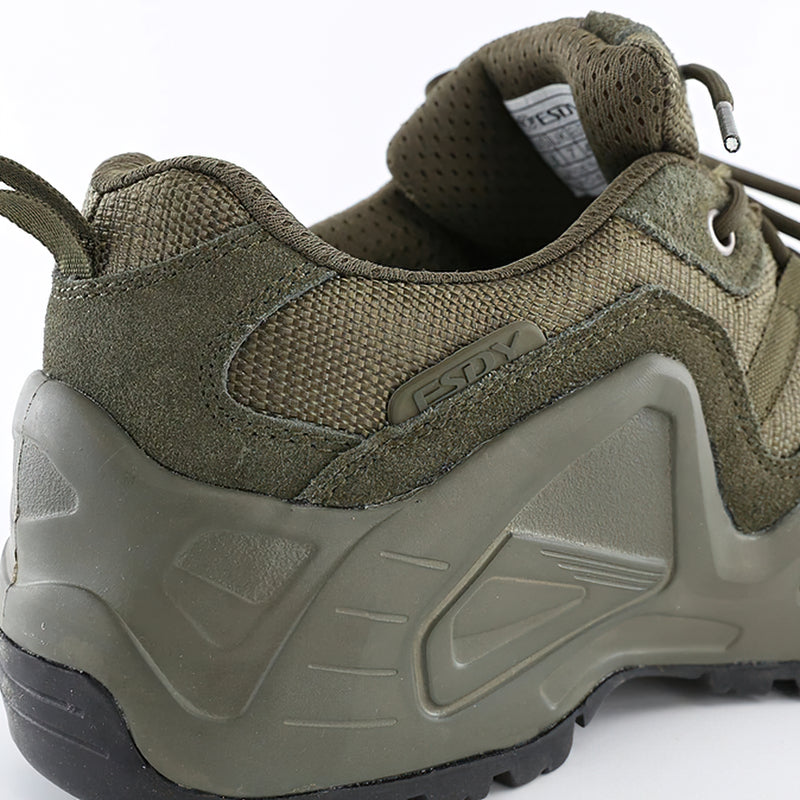 Men's military combat shoe in olive green, featuring breathable mesh and non-slip sole for outdoor activities.