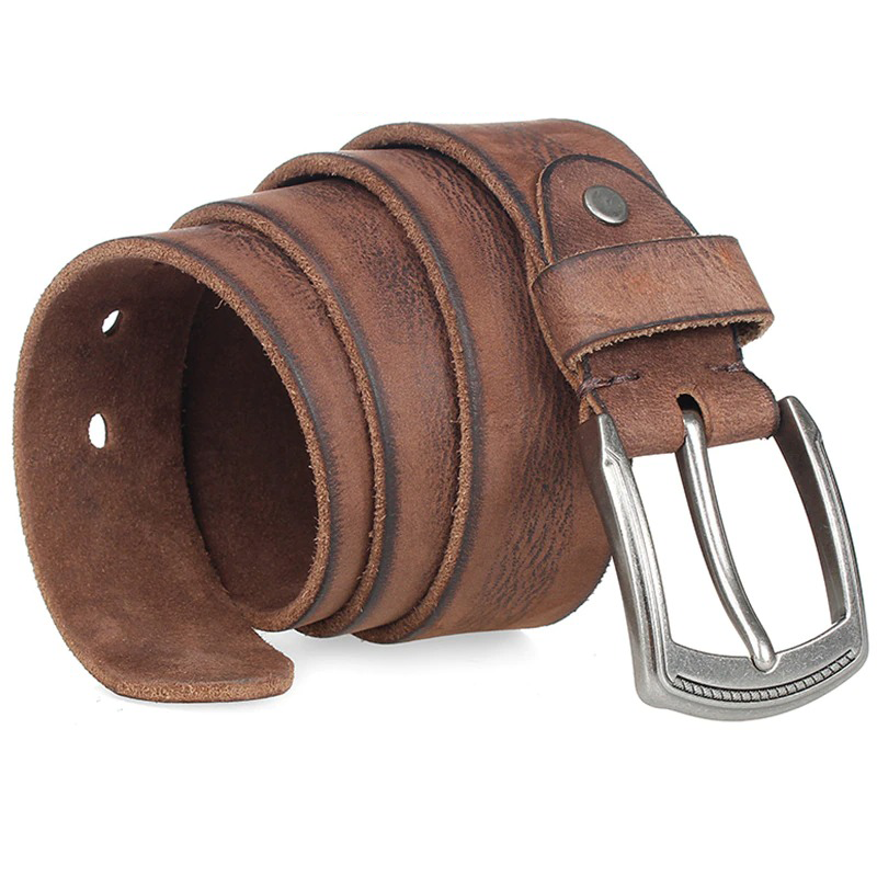 Original cowhide belt with alloy buckle, perfect for casual outfits and jeans, showcasing stylish brown leather.