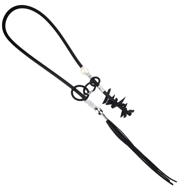 Stylish vintage punk women's necklace with removable details, featuring a sleek black design and unique accents.