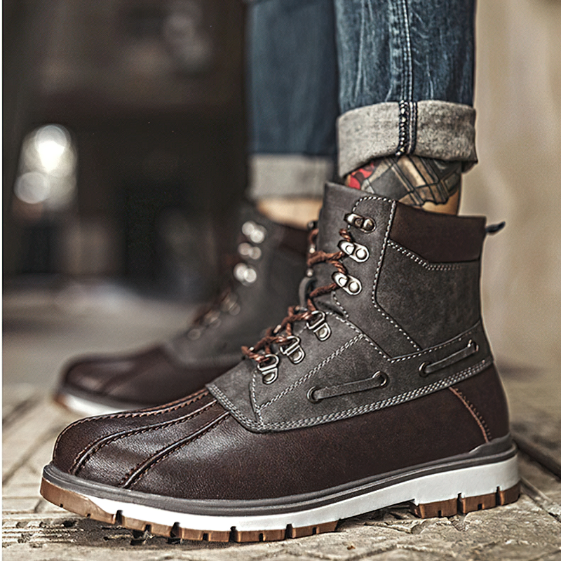 Stylish outdoor waterproof men's motorcycle boots with thick soles, perfect for winter and casual wear.