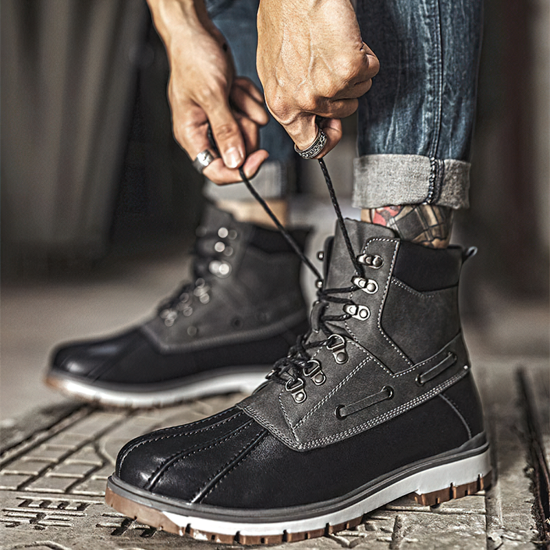 Stylish outdoor waterproof men's motorcycle boots with plush lining, perfect for casual wear and snow.