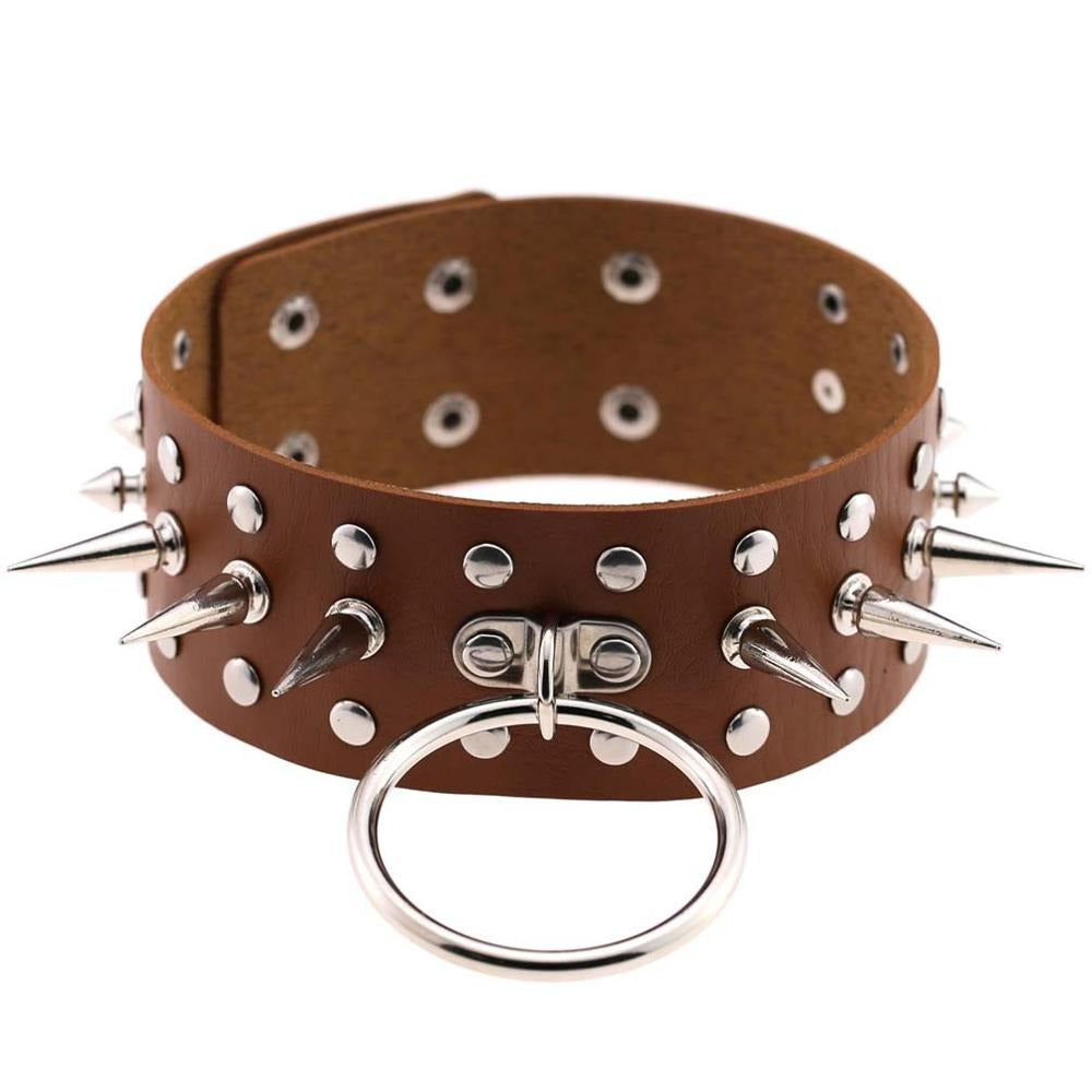 Oversized faux leather spike choker with metal ring, perfect for gothic and biker fashion.