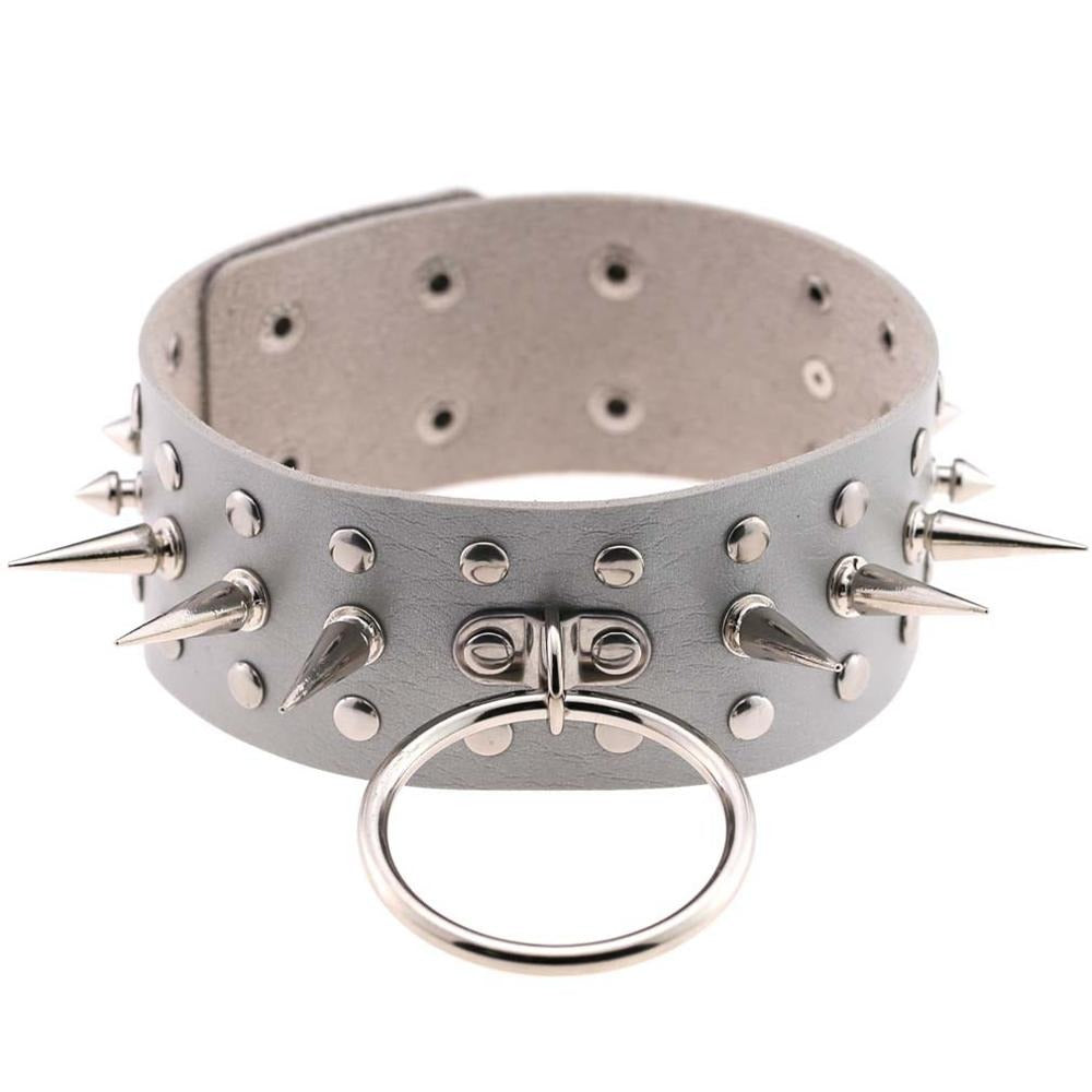 Oversized faux leather choker with spikes and ring, perfect for gothic and rocker styles.