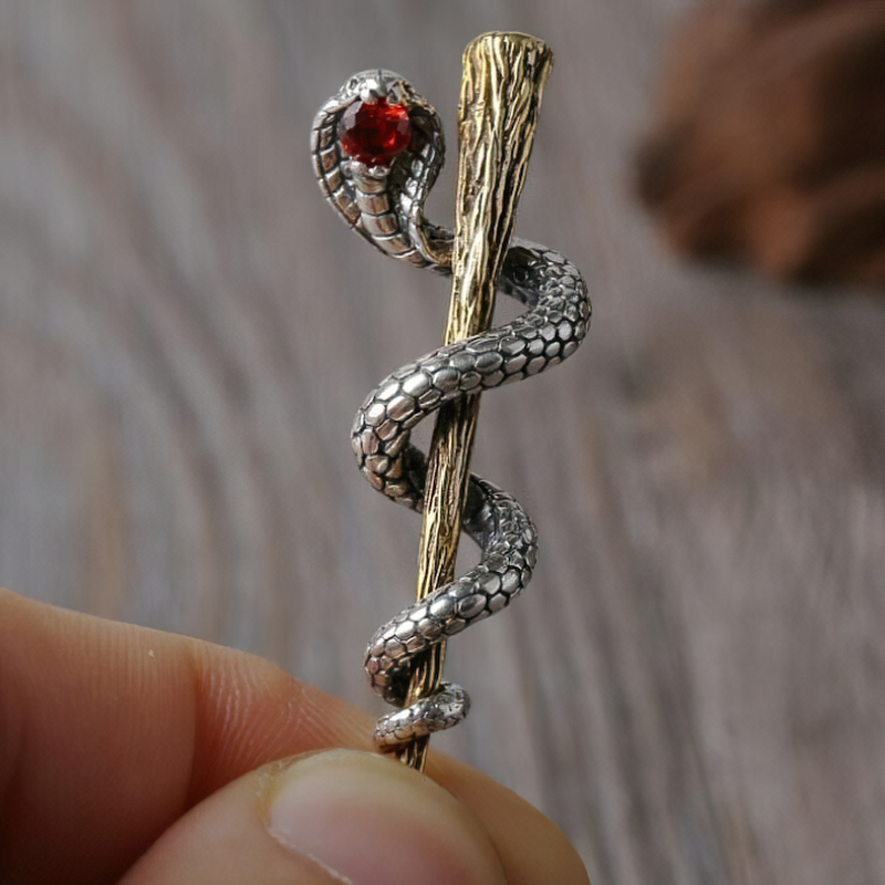 S925 sterling silver cobra pendant with detailed design, perfect alternative jewelry accessory, featuring a red gemstone.
