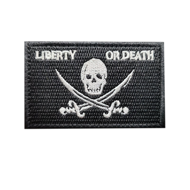 Pirates Black Patch / Unisex Skull Embroidered / Skeleton Patch for Clothes - HARD'N'HEAVY