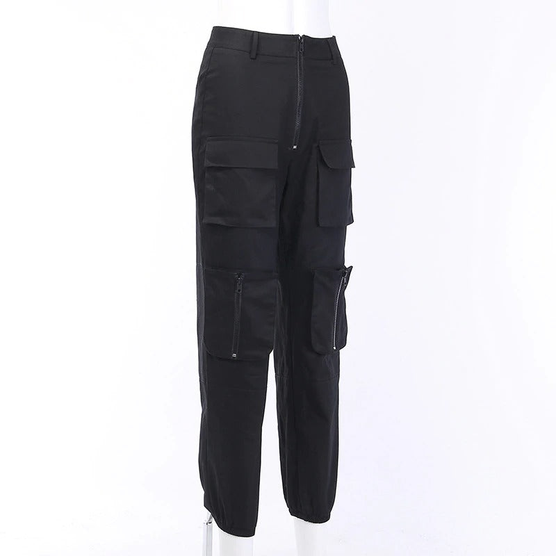 Pleated gothic pants for women in black with zipper and patchwork pockets, perfect for autumn fashion.