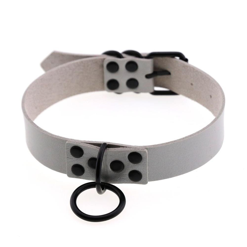 Stylish punk rock choker necklace made of gray PU leather with zinc alloy details and adjustable buckle.