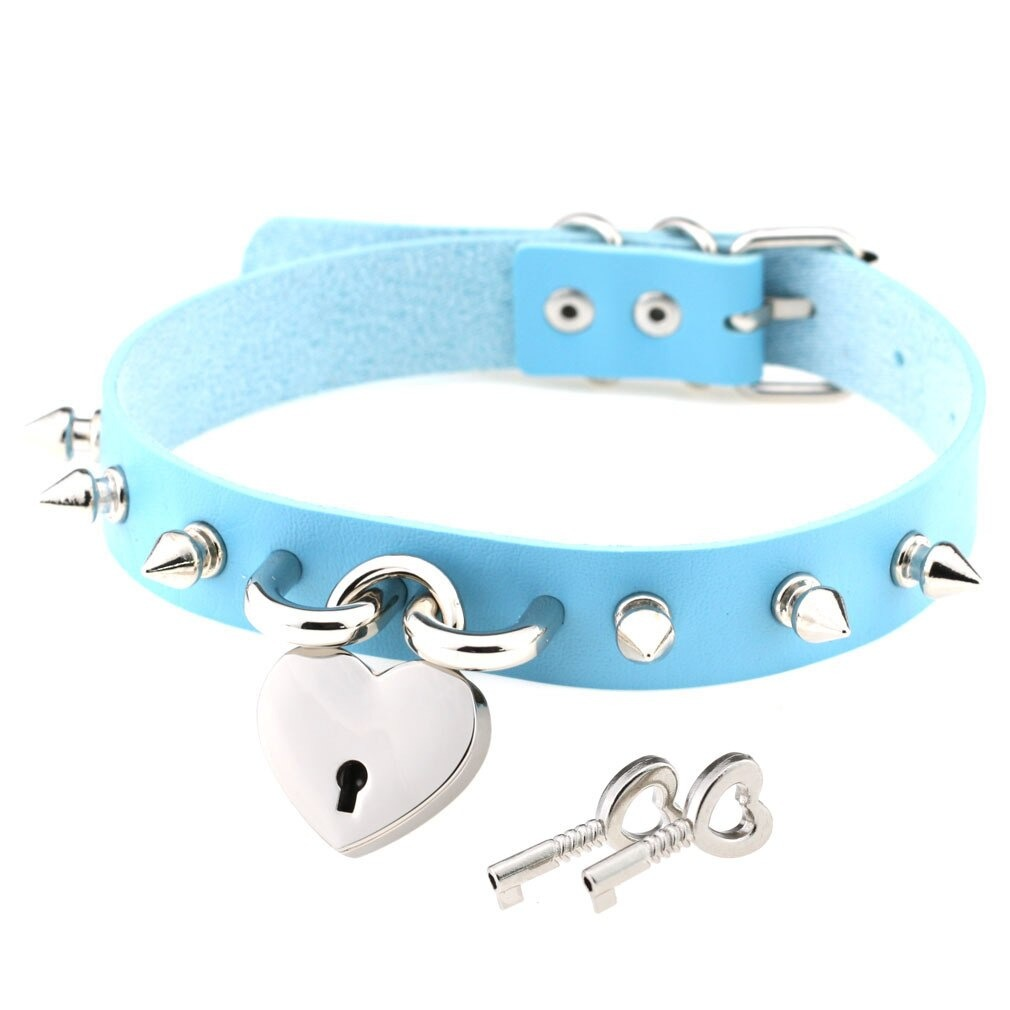 Punk spike choker necklace in blue PU leather with heart lock and keys, perfect for alternative or trendy outfits.