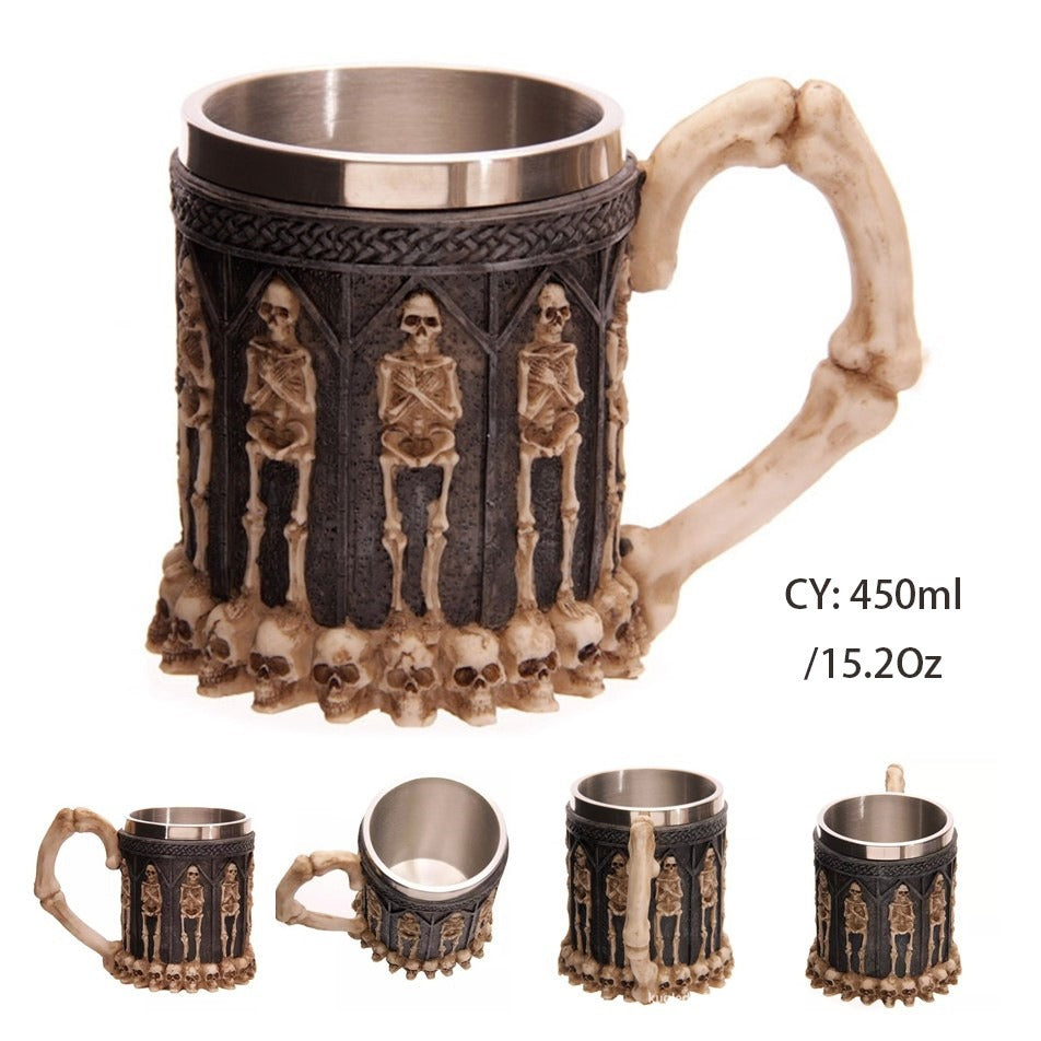 Unique resin and stainless steel beer mug, 450ml, featuring skeletons and bone elements for a vintage Viking pub vibe.