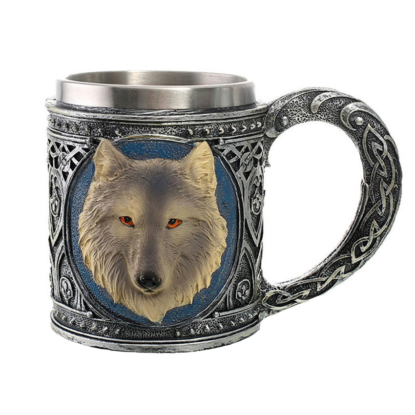 Vintage 450ml Wolf King beer mug, crafted from resin and stainless steel, perfect for Viking pub lovers.